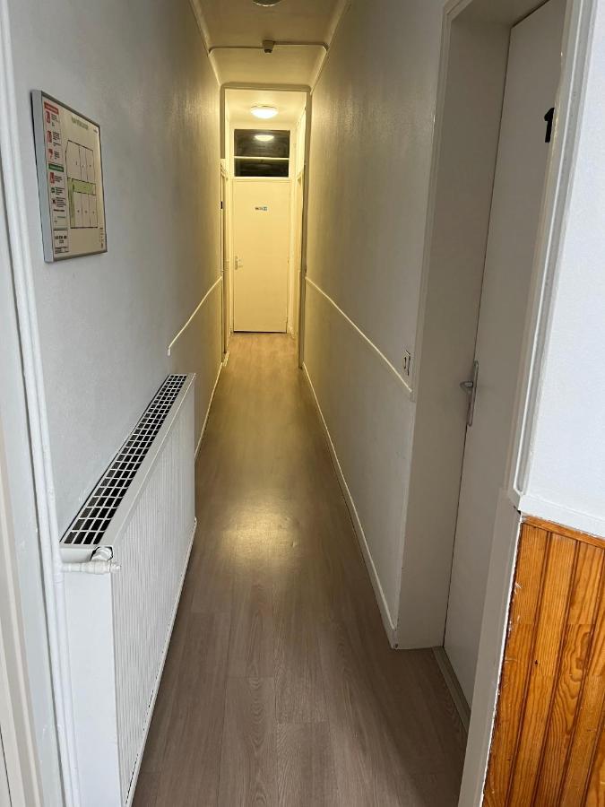 Aux Bons Amis Reims Exterior foto