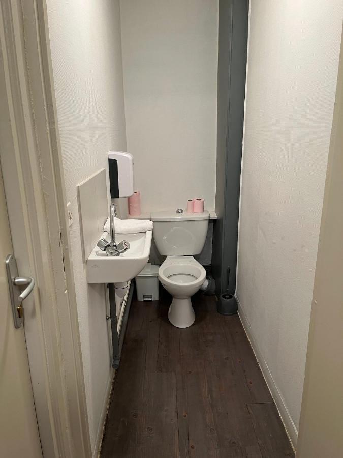 Aux Bons Amis Reims Exterior foto